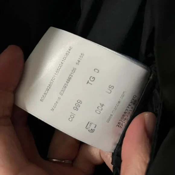 Authentic Moncler Flammette Down jacket size 0 Black